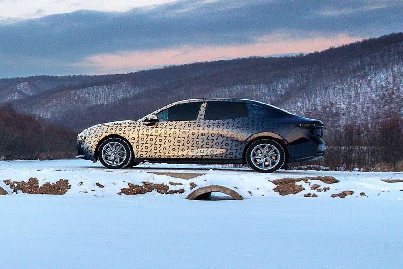 Опубликованы фото нового седан Lynk & Co 07 от Geely и Volvo 2