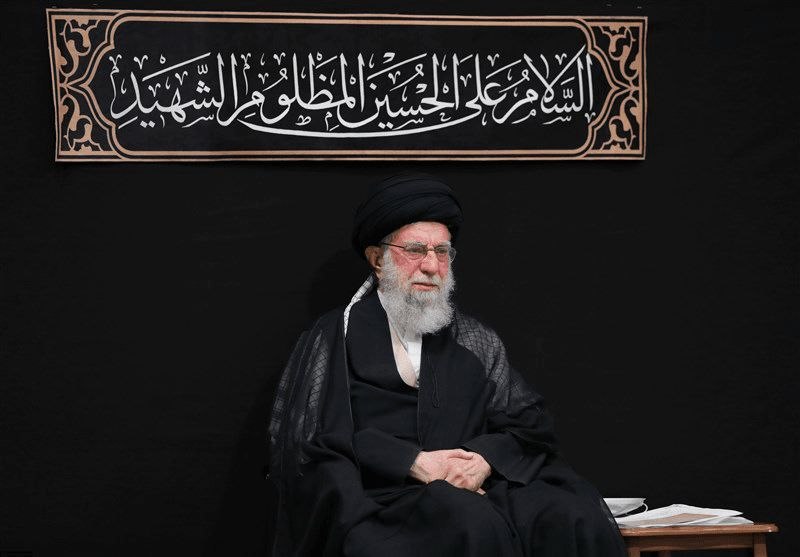 اخبار قم: مراسم بزرگداشت چهلمین روز تدفین امام شهید در حرم امامزاده شاه سیدعلی(ع)🔹️روابط عمومی اوقاف قم: مراسم بزرگداشت چهلمین روز