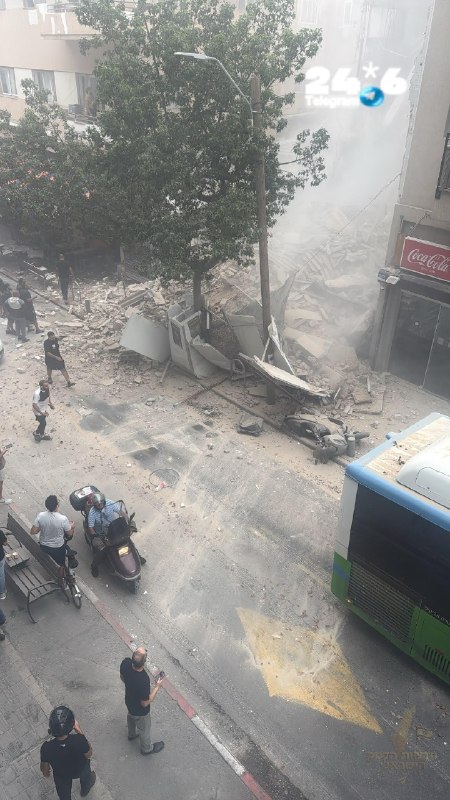 🇮🇱 Partial collapse of a building in Nachalat Binyamin in Tel Aviv; Forces were called to the scene - at this stage no casualties were found. Lee Aish - Police and Criminals i24.