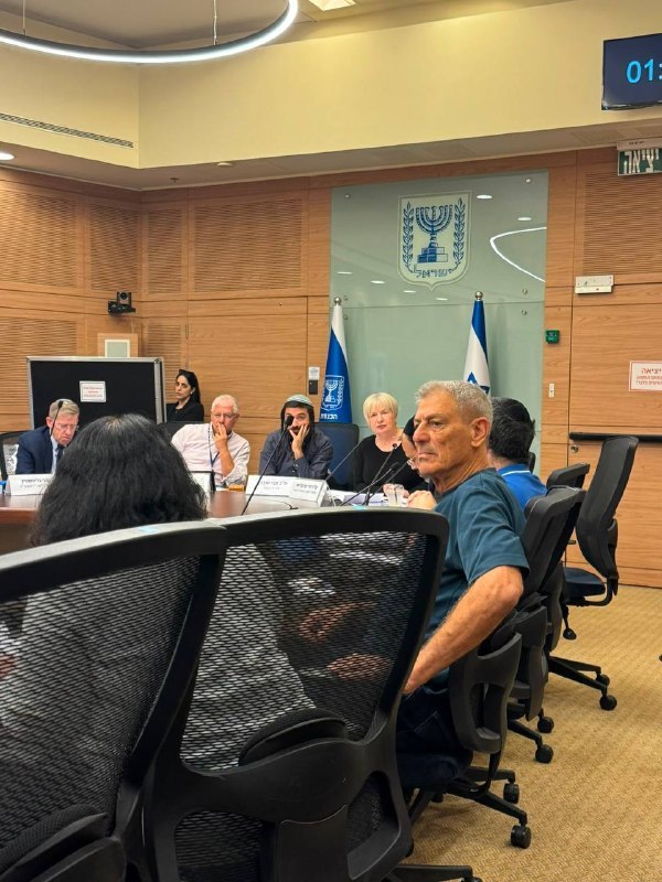ועדת חוץ וביטחון דנה בחסינות ממעצר לחרדים; זעם על ניהול סוכות