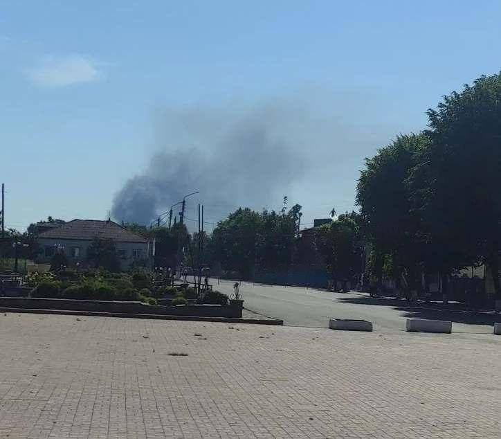 Ukrainian drones struck the Taman port complex again overnight, with Russian air defense launches, explosions and at least two fire signatures observed.