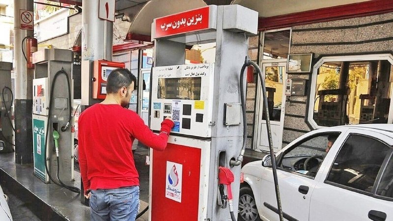 صبح نو: نرخ سوم بنزین از امروز به ۱۰هزار تومان افزایش یافت▪️سهمیــه بنـــزینِ ۱۵۰۰ تومانی مانـــد🔸سخنگوی دولت اعلام کرد که سهمیه