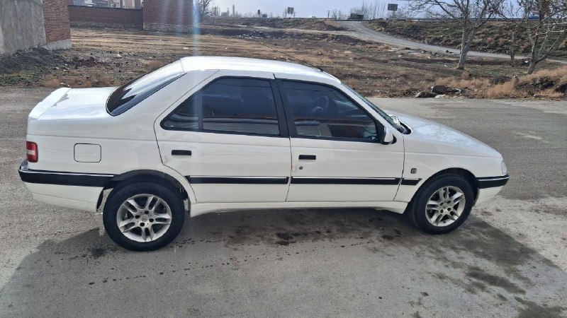 🚘کانال ماشین 🚘: پژو405 سلکسموتورتیوفایو دریچه سیمیمدل۹۵یک کاپوت از رورنگ میباشدبیمه 6ماهلاستیک 80درصد رینگ اسپورت شاسی ها سالم حتی بدون 