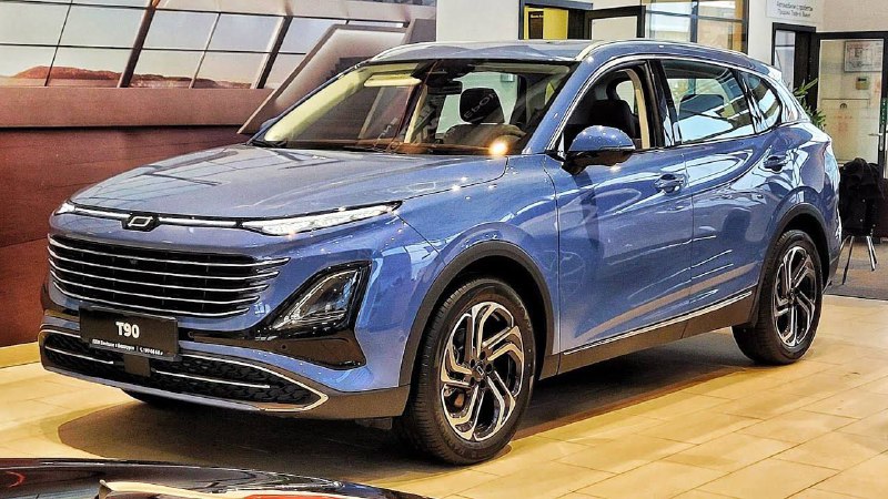В России заметно подешевели два китайских автомобиля Bestune 2