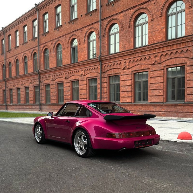 Rubystone Red 911 (964) Turbo 3.3 3