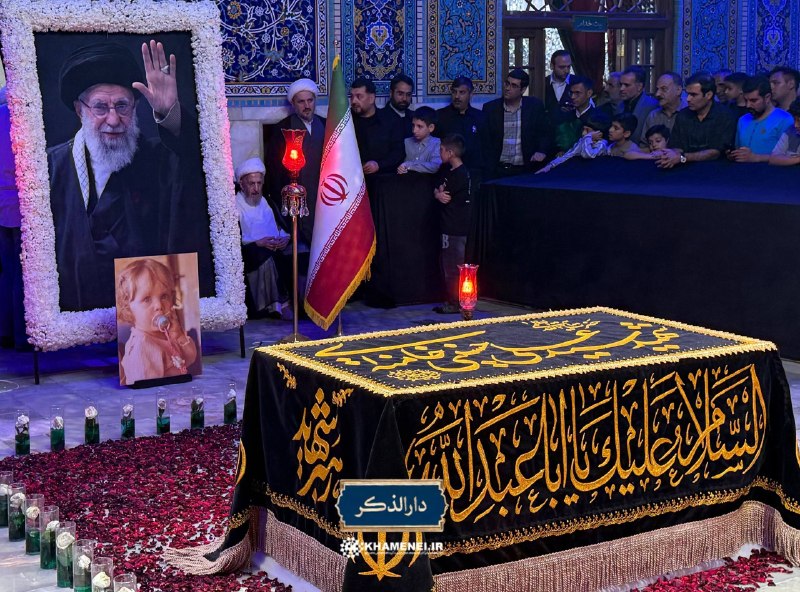 عصر قانون: ✳️ 📸 تصویری از حضور ساعتی قبل حضرت آیت‌الله جعفر سبحانی از مراجع عظام تقلید در جوار مزار نورانی رهبر شهید انقلاب در رواق