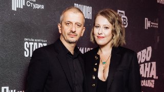 МИД Латвии запретил Ксении Собчак и ее мужу Константину Богомолову въезд в страну «на неопределенный срок».С чем связан запрет, не уточняется.Собчак раскритиковала это решение:«Ну ладно, мне как бы пофиг, я уже давно в Латвию не езжу, но можно какое-то обо