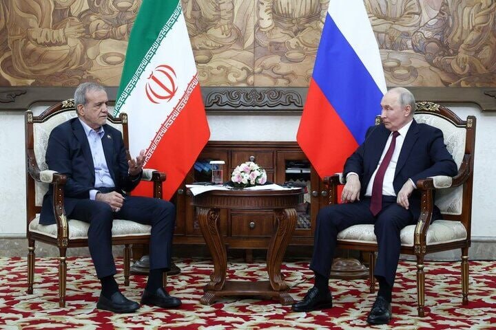 Russian think tank: The conditions have been met for the deepening of Tehran-Moscow relations in reference to the worsening of the conflict between the US and Israel against Iran, the increase in the pressure of sanctions and the security developments in the Middle East, the "Russian Foreign Relations Council" wrote that the conditions have been met for the deepening of strategic relations between Tehran and Moscow; a process that can expand the cooperation between the two countries beyond economic and political interactions and expand The same for the areas of defense, the military and the joint mechanisms to deal with the pressures of the West.