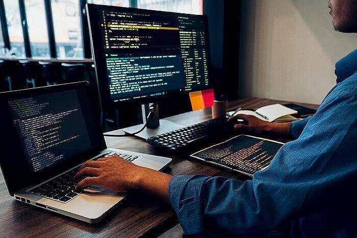 פריצת Binance המיוחסת להאקרים צפון קוריאנים TraderTraitor TRM Labs: "ביטחון גבוה". בעבר גנבה קבוצה זו 1.5 מ…