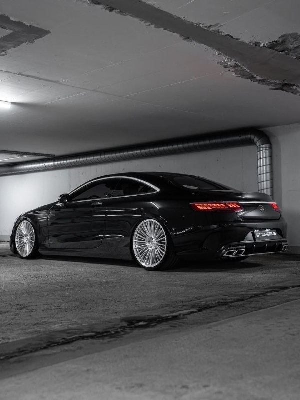 Mercedes-Benz S-Class Coupe 3