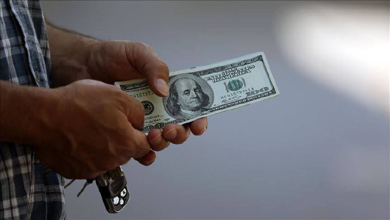 خبرگزاری خبرآنلاین: 💸 کلیه اشخاص حقوقی می‌توانند با مراجعه به شعب بانک‌های عامل ملت، تجارت و صادرات، نسبت به خرید اسکناس ارز تا سقف پنج هزار