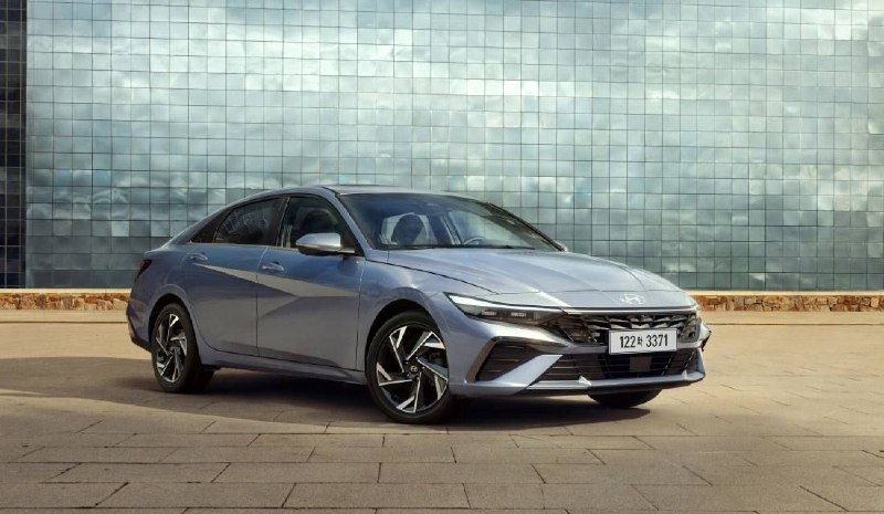 Hyundai Elantra 2025 модельного года получил ряд доработок