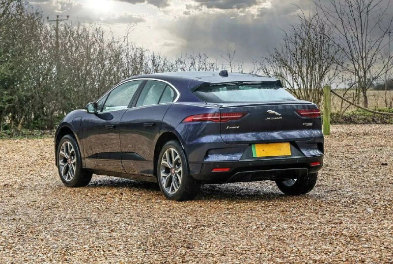 На аукцион выставили Jaguar I-Pace короля Чарльза ІІІ 3