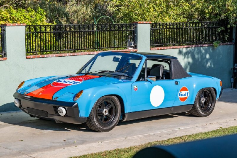Сегодня мы хотим рассказать вам о удивительной модификации классического Porsche