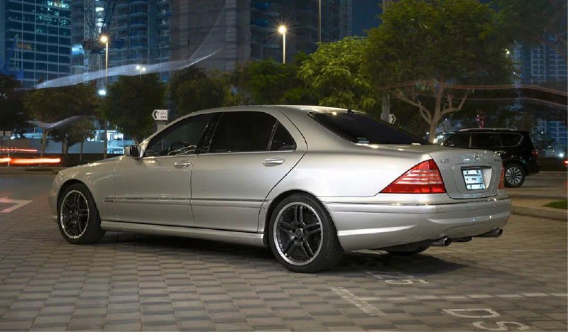 За Mercedes-Benz S-класса 2002 года планируют выручить до 160 тысяч долларов 2