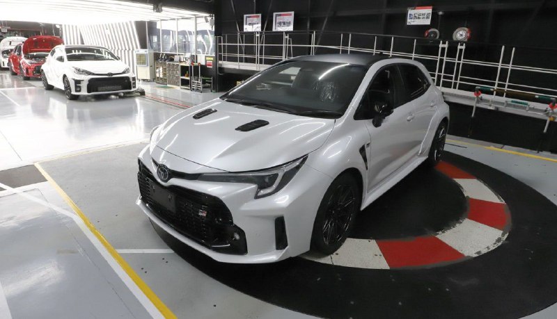 Toyota начнёт выпускать GR Corolla в Британии 1