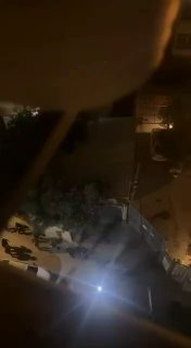 כוח גדול של צבא הכיבוש מסתער על מחנה שועפט, מצפון לירושלים הכבושה
