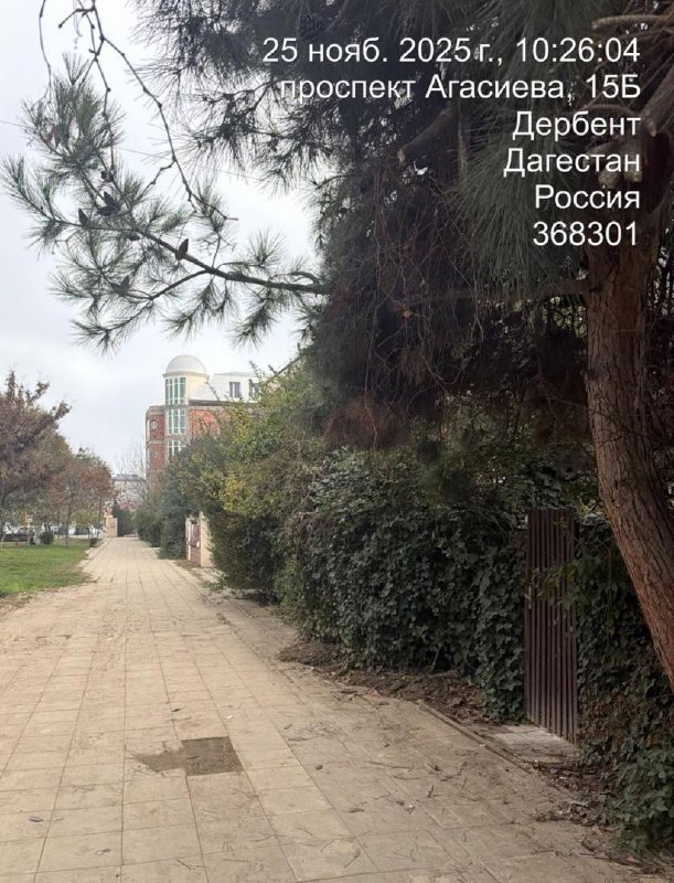 ❓ Нас часто спрашивают: зачем мы проводим снос незаконных объектов в Дербенте? Наша цель - вернуть горожанам территории общего пользования и создать со фото
