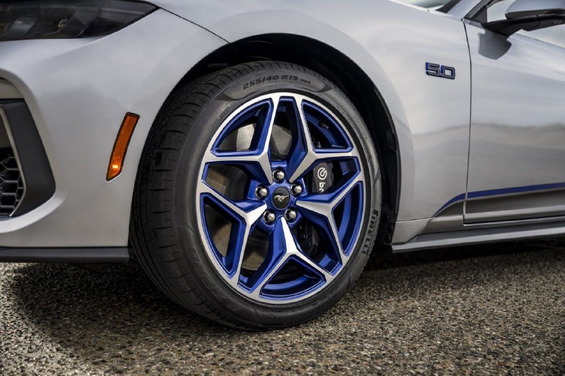 Новый Ford Mustang GT получил спецверсию California Special 2