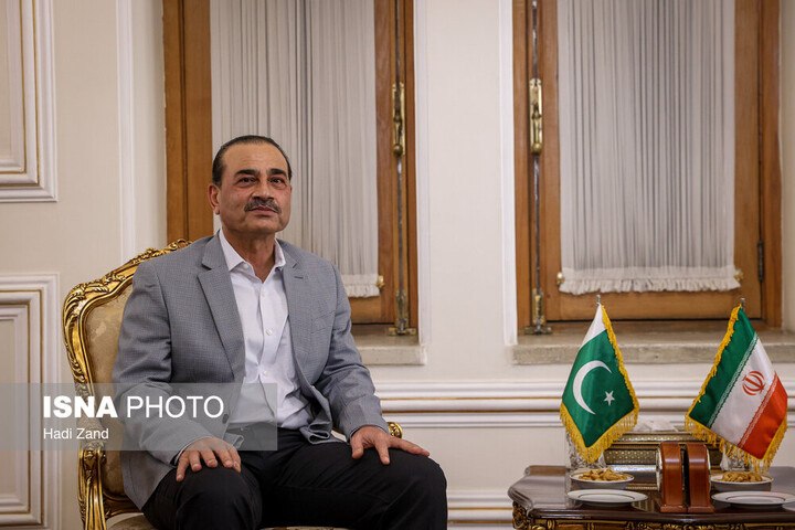 افق کردستان🇮🇷: سفر عاصم منیر به تهران در روز دوشنبهسخنگوی وزارت امور خارجه:🔹 فیلد مارشال عاصم منیر، روز دوشنبه در راس یک هیات رسمی به ت