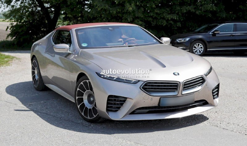 BMW Skytop без камуфляжа засветился в Германии