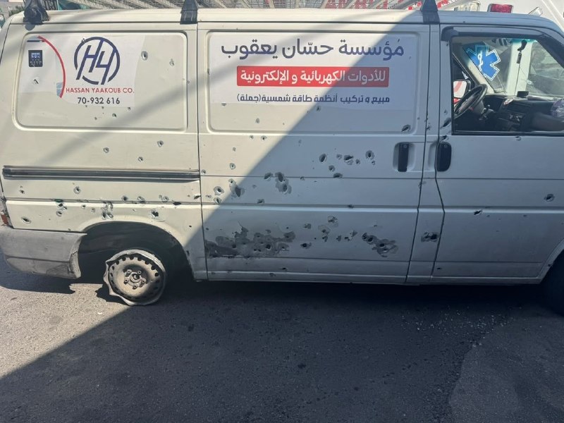 جهان تسنیم: حمله پهپادی رژیم صهیونیستی به خودرویی در جنوب لبنان🔹منابع خبری گزارش دادند که پهپاد رژیم صهیونیستی خودرویی را در ورودی «