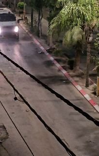 כוחות הכיבוש מסתערים על רחוב שכם בעיר קלקיליה ועימותים פורצים.