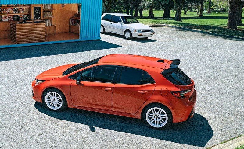 Toyota представила ретро-версию Corolla FX для США 3