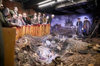 На месте Музея истории ГУЛАГа открыли «Музей памяти» — просветительского центра, посвященного "памяти жертв геноцида советского народа в годы Великой Отечественной войны"Глава управления общественных проектов администрации президента РФ Сергей Новиков заяв