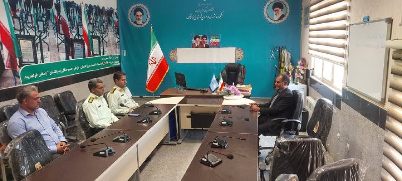رومشکان: تجلیل فرمانده انتظامی رومشکان از پزشکان و کادر درمان در روز پزشکبه مناسبت روز پزشک، سرهنگ مصطفی تیموری، فرمانده انتظامی 