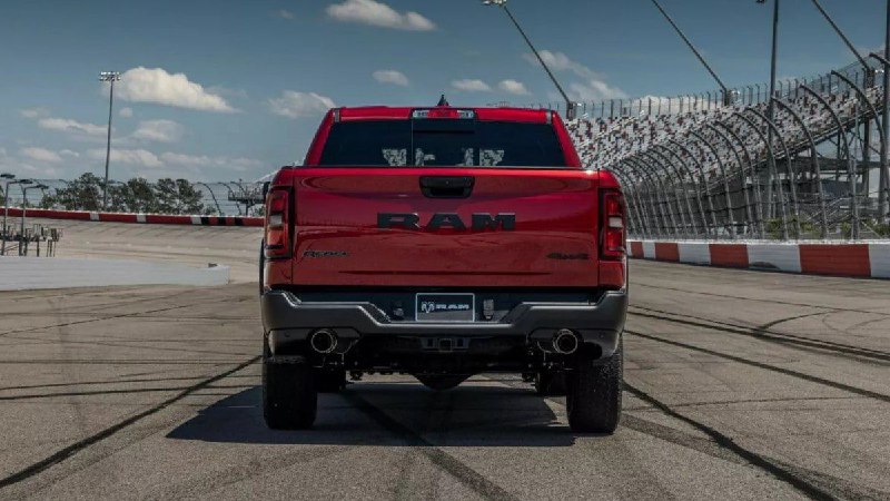 Hemi возвращается в Ram 1500 — V8 снова в строю 4
