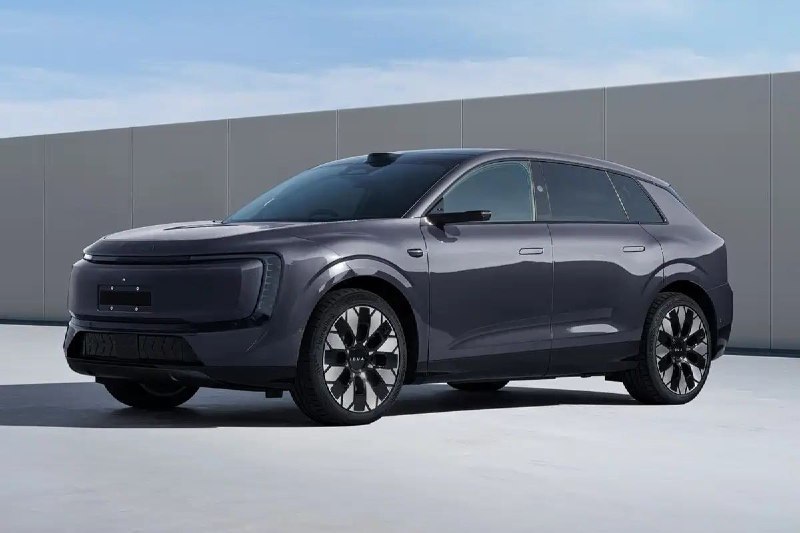 Бренд AUDI готовит большой электрический кроссовер...