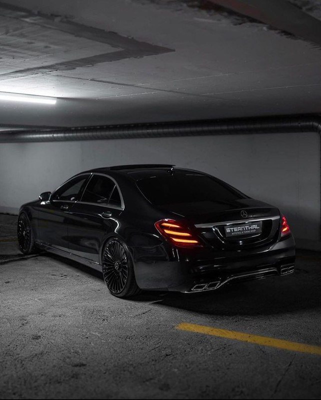 Mercedes-AMG S63 V222 7