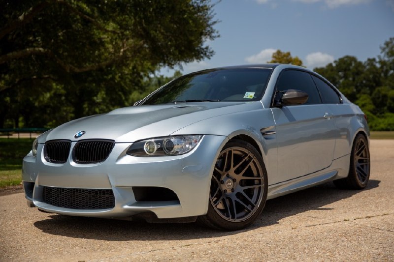 Сегодня мы хотим поделиться с вами интересной находкой 🏎 - купе BMW M3 2012 год