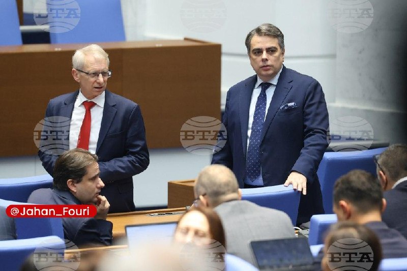 جهان بینالملل فوری🌍: افزایش نگرانی در بلغارستان نسبت به درگیر شدن در جنگخبرگزاری رسمی بلغارستان:🔹حزب مخالف «ادامه تغییر» دولت رادف در بلغارست
