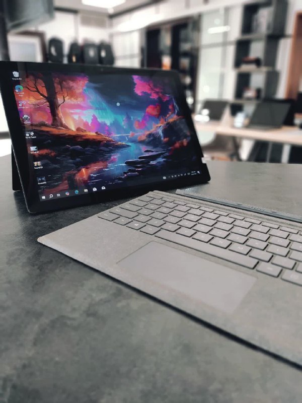 Top Laptops: 💻 Surface Pro 7+💎 تبلت-لپ‌تاپ ۲ در ۱ با نمایشگر ۲K لمسی و پردازنده Core i5 نسل ۱۱ — مناسب دانشجویی، برنامه‌نویسی و طراحی
