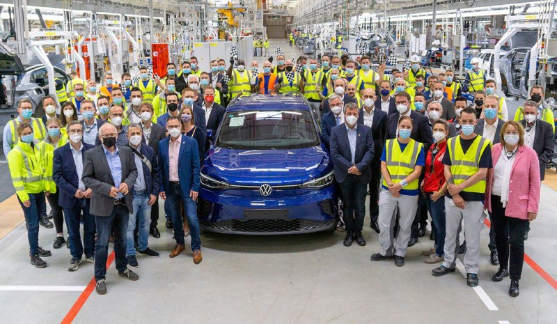 Volkswagen может сократить до 30 тысяч сотрудников