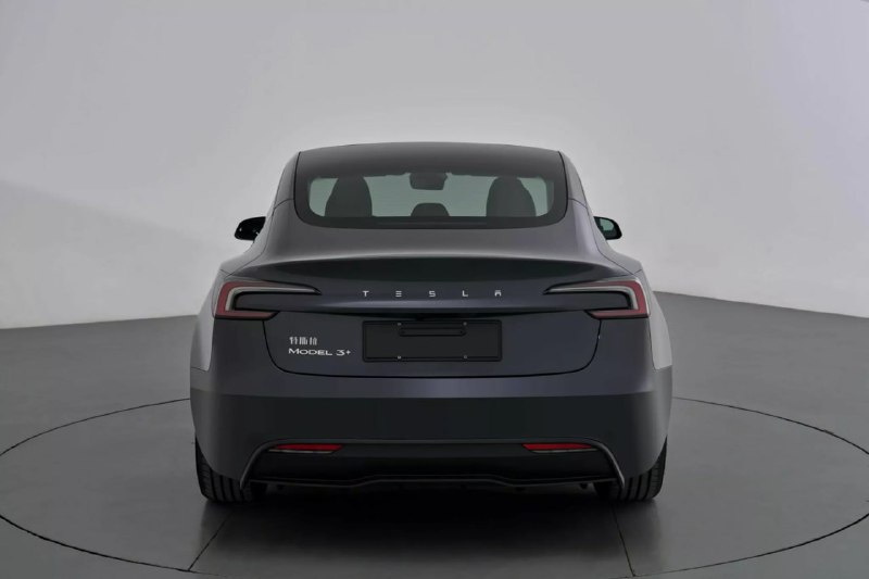 Tesla Model 3 получила дальнобойную версию 3