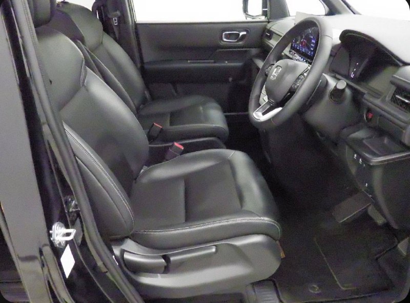 Honda Stepwgn 2023 фото 6