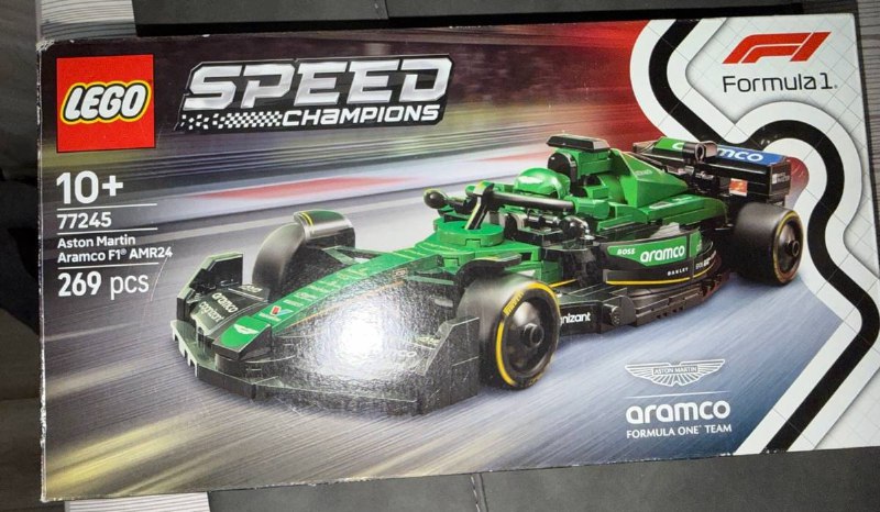 Лего Aston Martin Aramco F1 AMR24 70 gel — фото 1