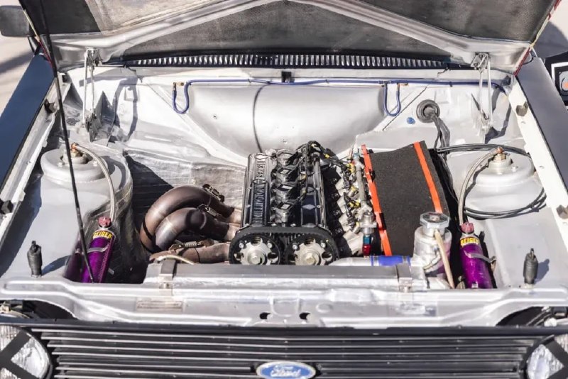На продажу выставили личный Ford Escort Кена Блока — тот самый, подготовленный для джимханы. 5