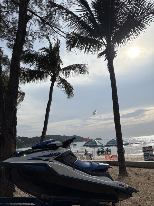 While most people spend summer for vacation🏖, I use it not only to relax but also to intensely refresh my knowledge. Lately I’ve been sharpening my native ad skills. After courses on ad history & viral marketing, I now charge $1500 instead of $500 per post. Next week I’m going on a trip to Bangkok🇹🇭 and plan to take more courses in my free time between exploring (my list is long!).By the way, if you want to use summer time wisely and refresh your knowledge, here’s my guide on promoting and monetizing Telegram channels💠.If you’re also using summer productively to grow your skills and Telegram channel — hit 🔥