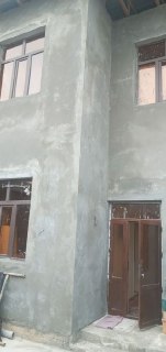 Уч кахрамон уй сотилади 1.25 сотих