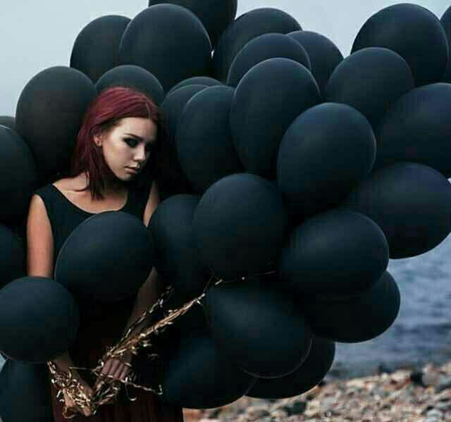 حرف هایم: 💋 لب معشوق،💋 هوایي شدنش مي ارزد💋 شعر در وقت💋 ڪنایي شدنش مي ارزد💋 بہ جهنم،ڪہ 💋 تہ بوسہ جهنم باشد 💋 لحظہ ے عشق،💋 خدایي شدن