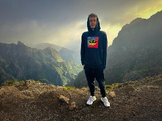 Юрия Дудя потребовали заочно приговорить к году и 10 месяцам колонии; такой срок для него запросила прокуратура на заседании по делу о нарушении законодательства об иностранных агентах — «Медиазона»«Прокурор отдельно попросила признать отягчающим обстоятел