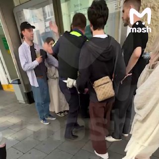 Автоподставщиков, напавших на ДПСника в Москве, задержали в Орехово-Зуево — сначала они пытались развести водителя на деньги, а после начали угрожать полицейскому.По данным Mash, арестованы 18-летний Давид Ч. и 19-летний Сергей К. Оба — москвичи. Они сколо