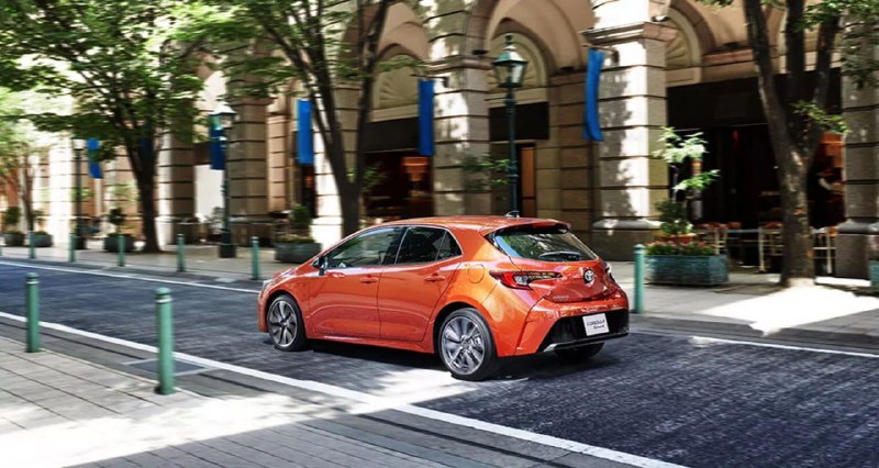 Все Toyota Corolla в Японии станут гибридными 4
