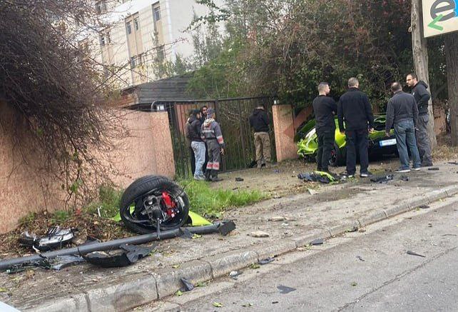 Сотрудник автосалона разбил новый Lamborghini Revuelto стоимостью $600 000 4
