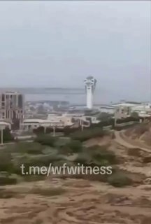 ️🇮🇷🇺🇸 צילומים מציגים את ההשלכות של תקיפה שנייה של ארה"ב בתוך שבוע במגדל הפיקוח הימי צ'באהר בנמל שאהיד ק…