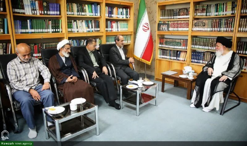 خبرگزاری حوزه: 🔹آیت‌الله علم‌الهدی: مقاومت آزادگان، کشور را به اقتدار امروز رساندنماینده ولی‌فقیه در خراسان در دیدار با جمعی از آزادگان
